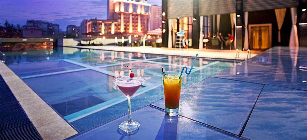 Renaissance Chengdu Hotel Extérieur photo